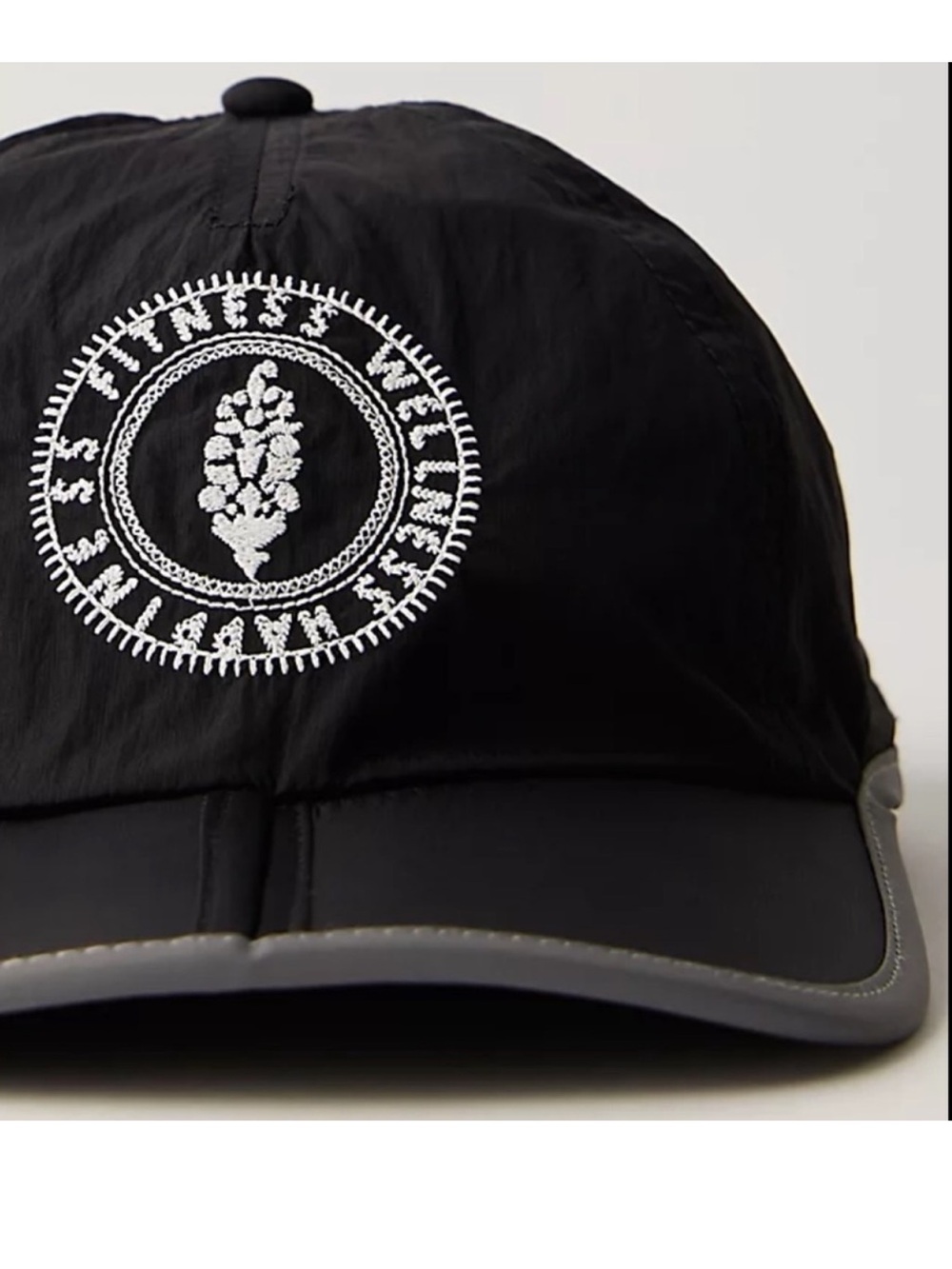 Free People Run It Back Packable Cap Black NWT - Picture 3 of 8